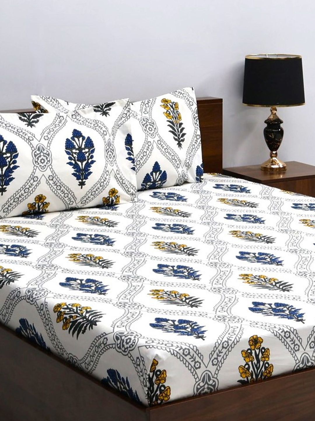 BOMBAY DYEING White Floral 160 TC Microfiber Double Queen Bedsheet With 2 Pillow Covers