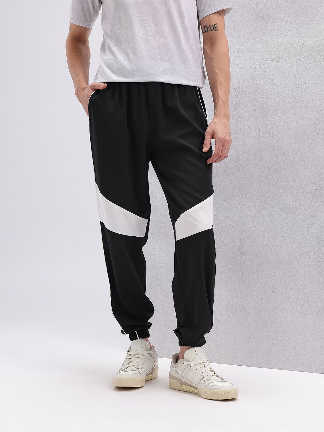 HRX by Hrithik Roshan Men Lifestyle Track pants