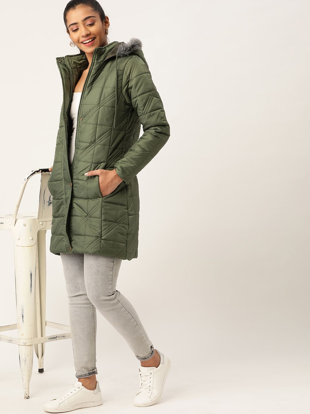 DressBerry Women Olive Green Self Design Quilted Jacket