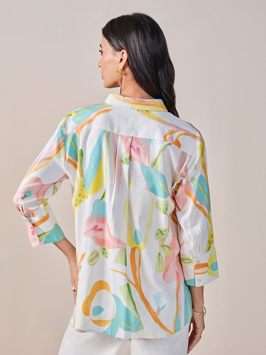 AND Print Shirt Collar Styled Back Top
