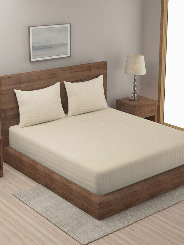 KLOTTHE Cream-Coloured Striped 210 TC King Bedsheet with 2 Pillow Covers
