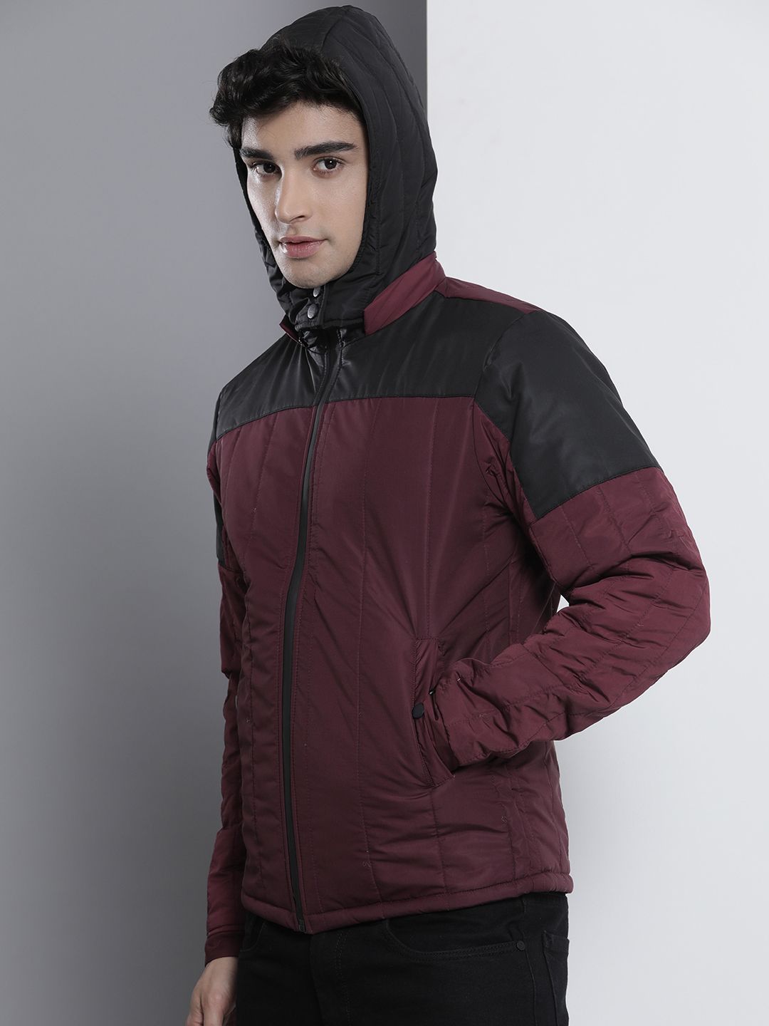 The Indian Garage Co Men Colourblock Zip-Front Slim Fit Bomber Jacket with Detachable Hood