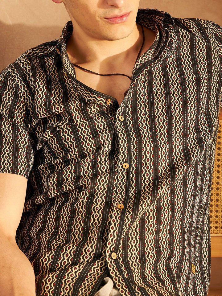 DENNISON Smart Printed Spread Collar Short Sleeves Cotton Lightweight Shirt
