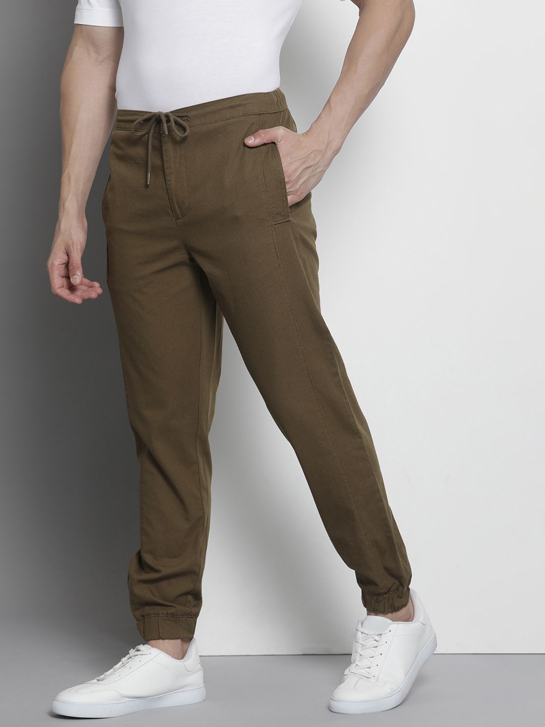 The Indian Garage Co Men Regular Fit Joggers