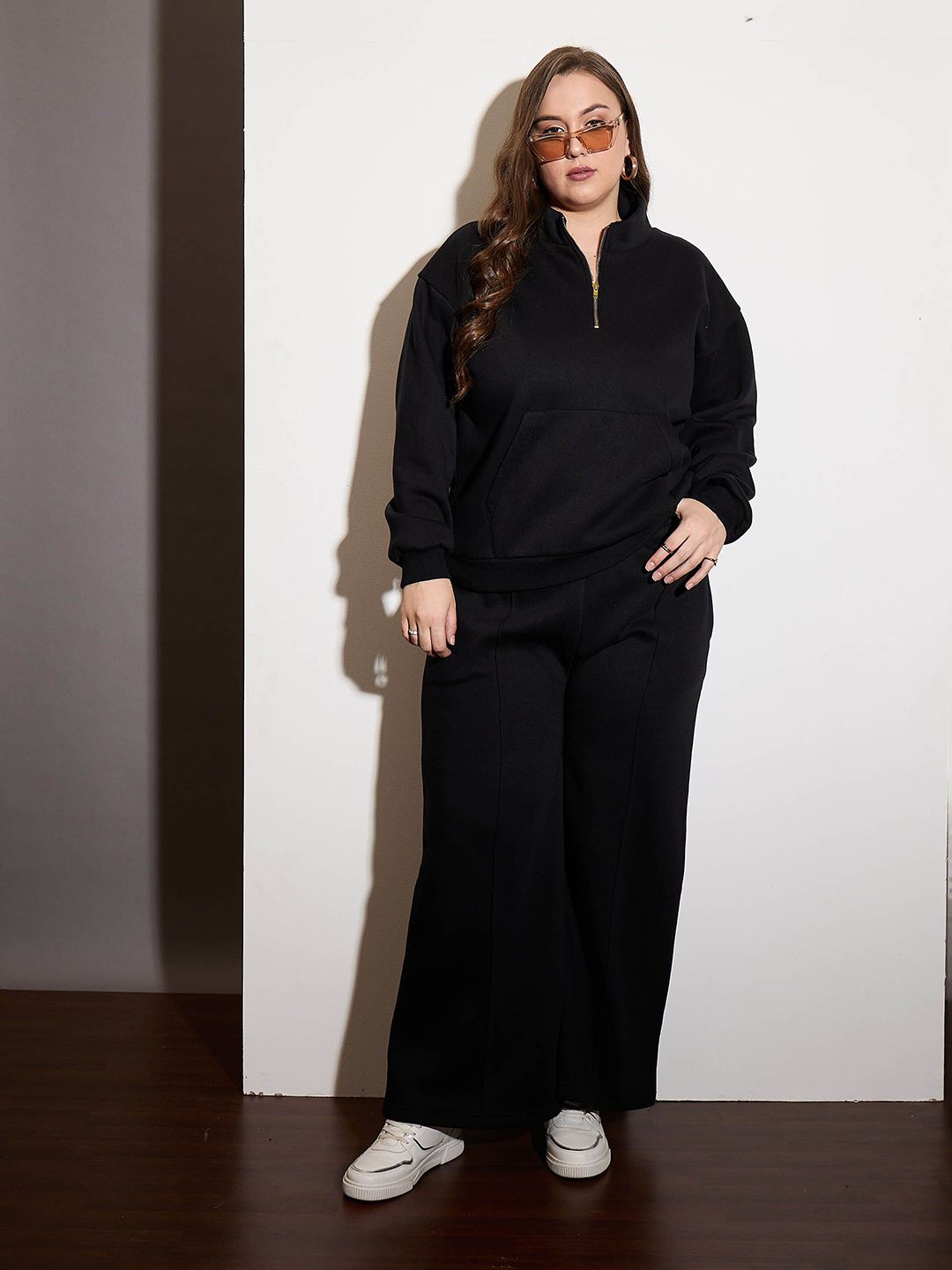 SASSAFRAS Curve Women Plus Size Long Sleeves Half Zipper Sweatshirt