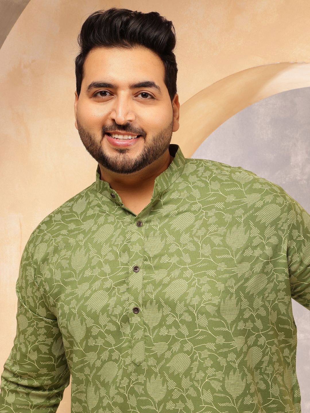 SOJANYA PLUS Floral Printed Mandarin Collar Straight Kurta