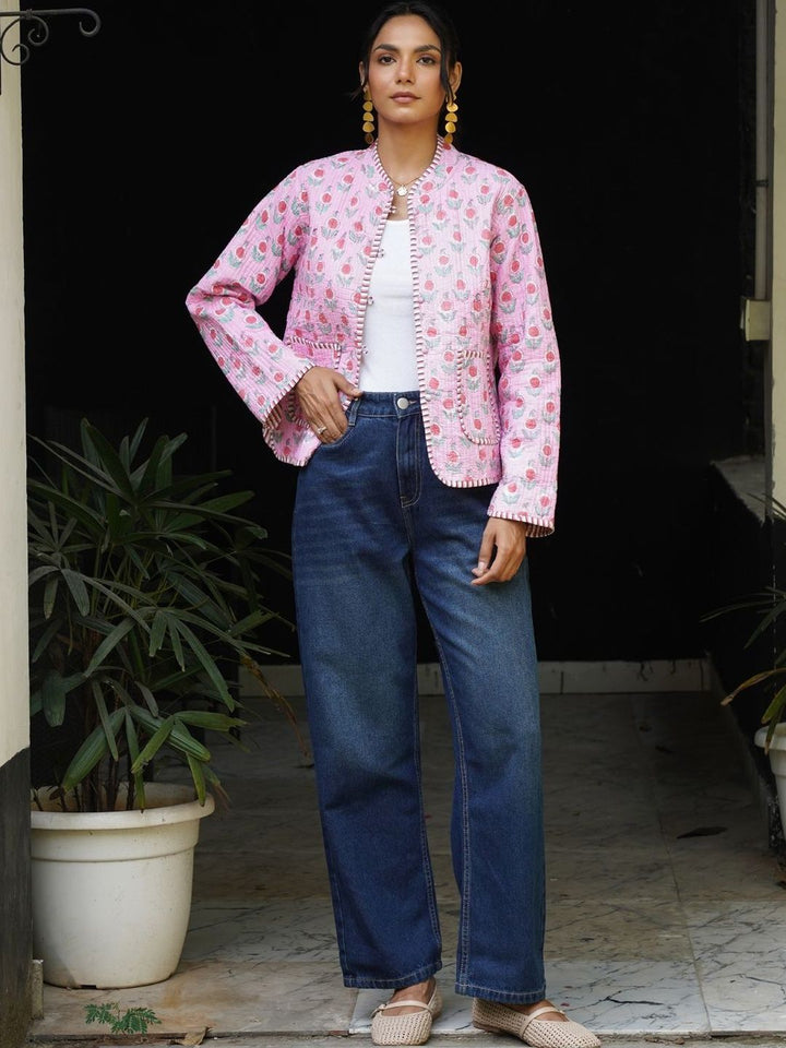 Jaket Quilted Ringan Bunga-bungaan Wanita House of Chikankari