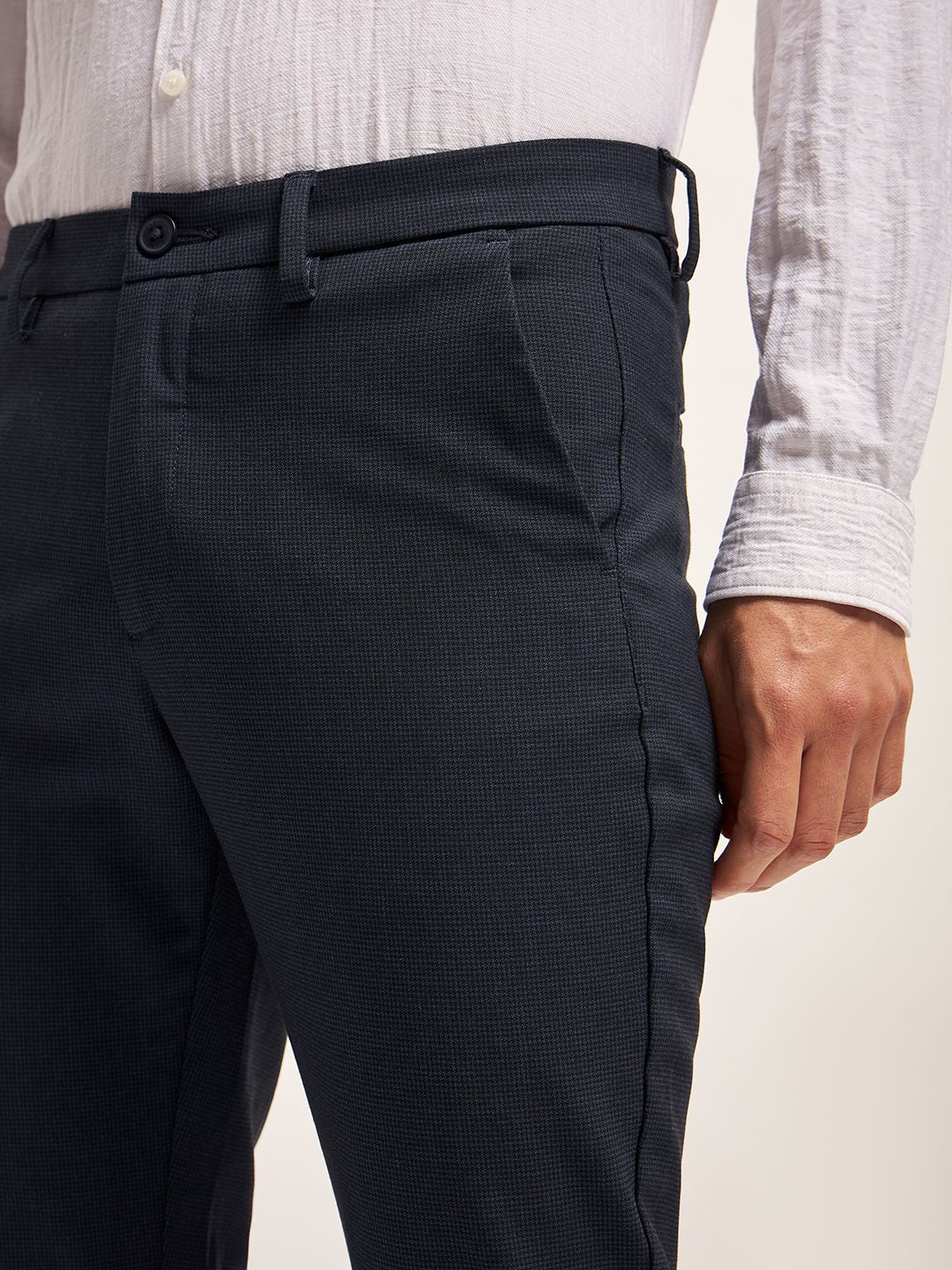THE BEAR HOUSE Men Mid-Rise Slim Fit Regular Trousers