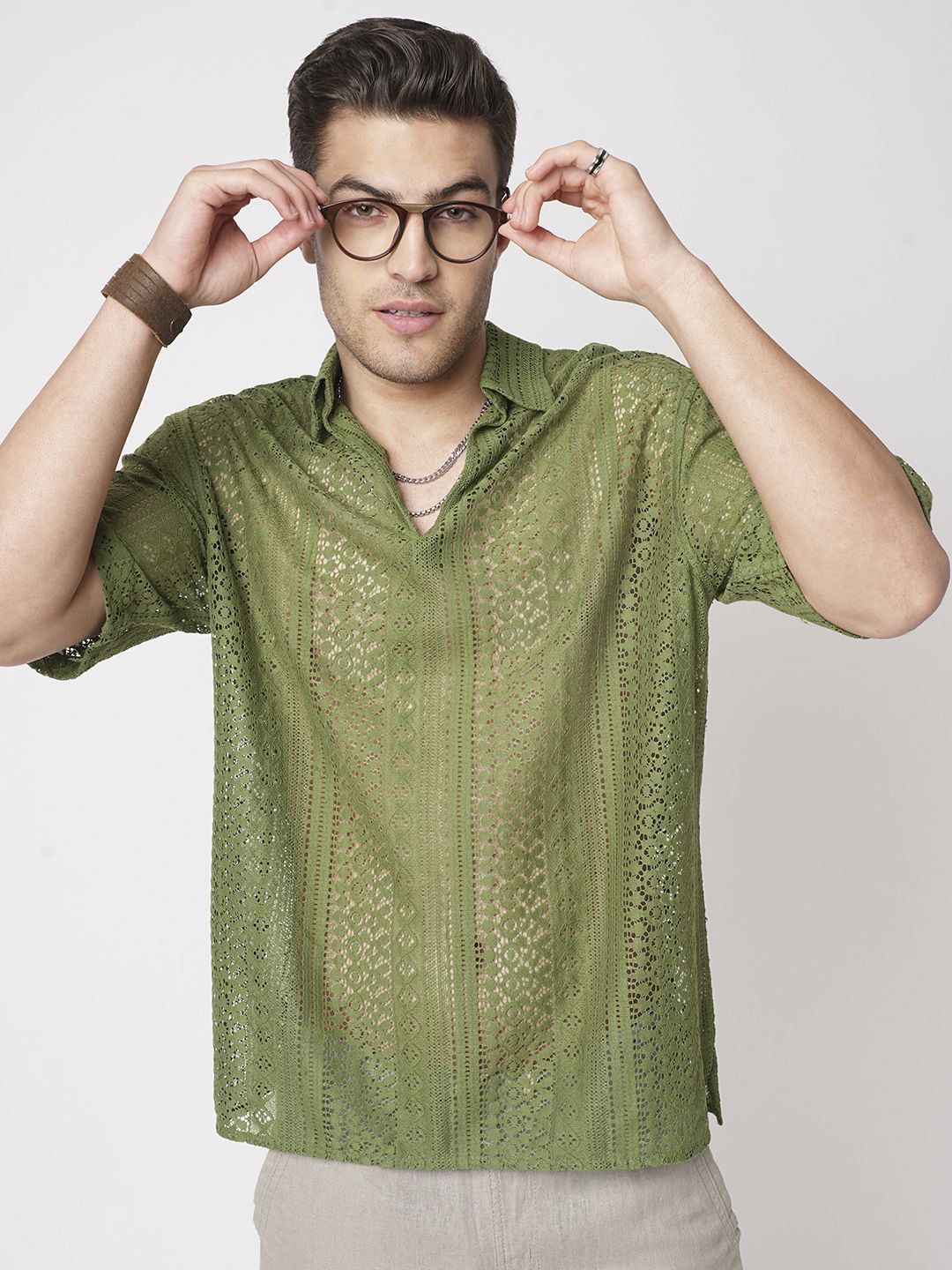 VASTRADO Men Classic Oversized Fit Spread Collar Textured Cotton Casual Shirt