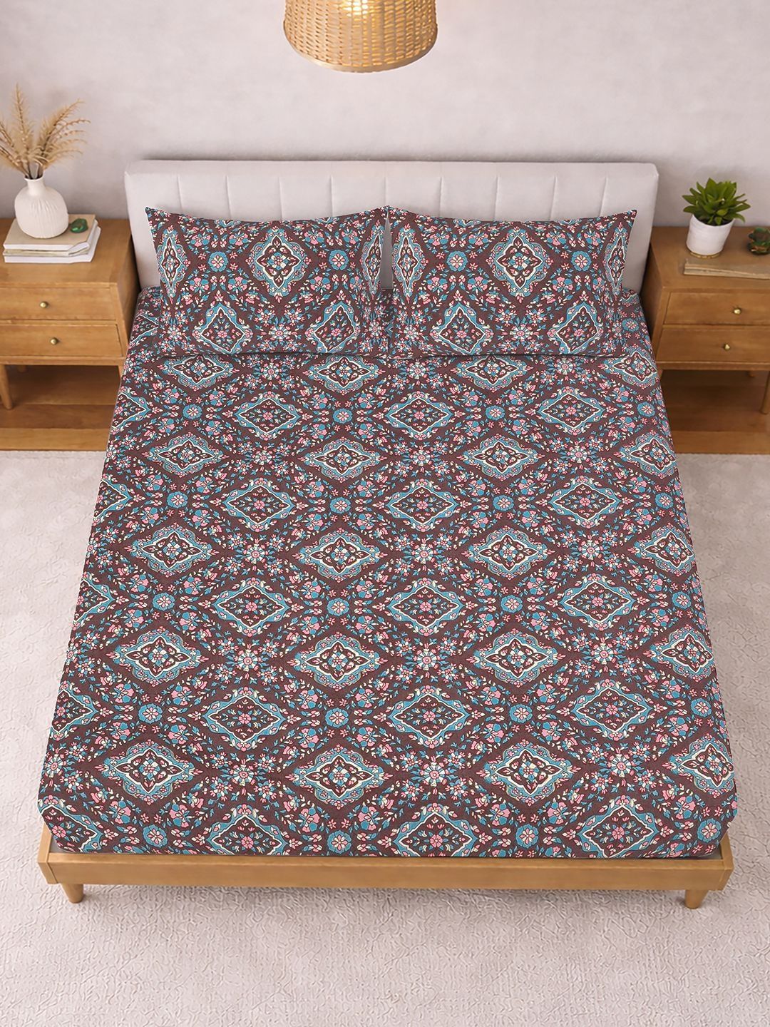 KLOTTHE Brown Printed Fitted Double Bedsheet