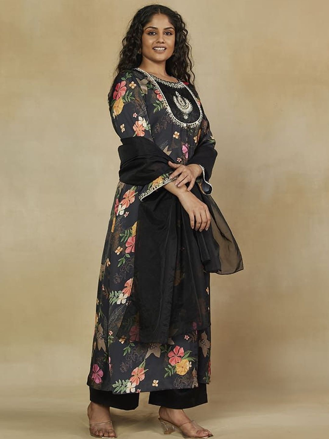 Mamicha Floral Print Satin Maxi Dress