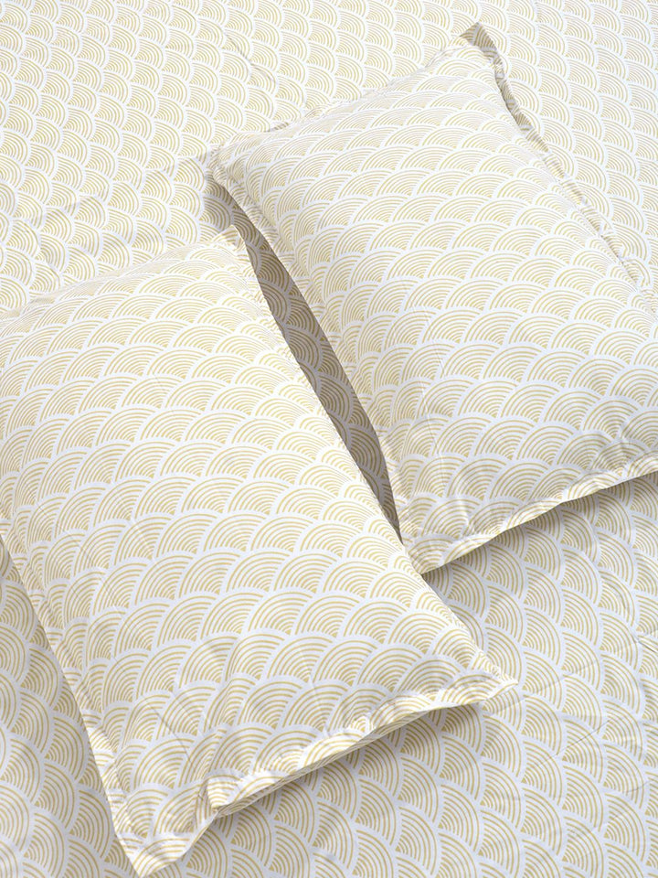 KLOTTHE White & Beige Printed 300 TC King Bedsheet With 2 Pillow Covers