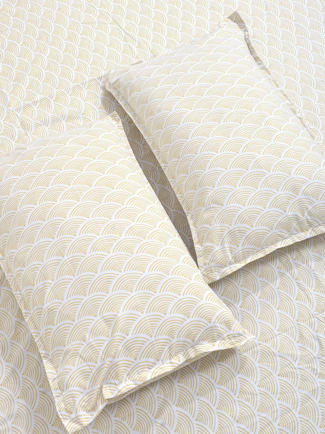 KLOTTHE White & Beige Printed 300 TC King Bedsheet With 2 Pillow Covers
