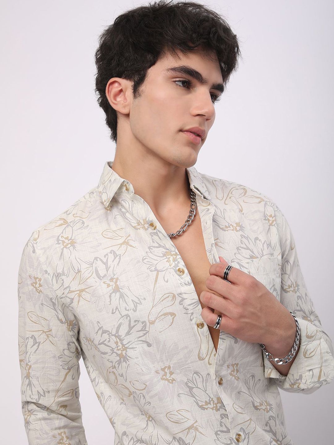 VASTRADO Classic Slim Fit Floral Printed Casual Shirt