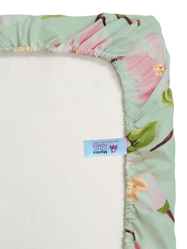 Myntra Elegant Green Floral Printed Dilengkapi 300 TC King 7D Cadar & 2 Sarung Bantal
