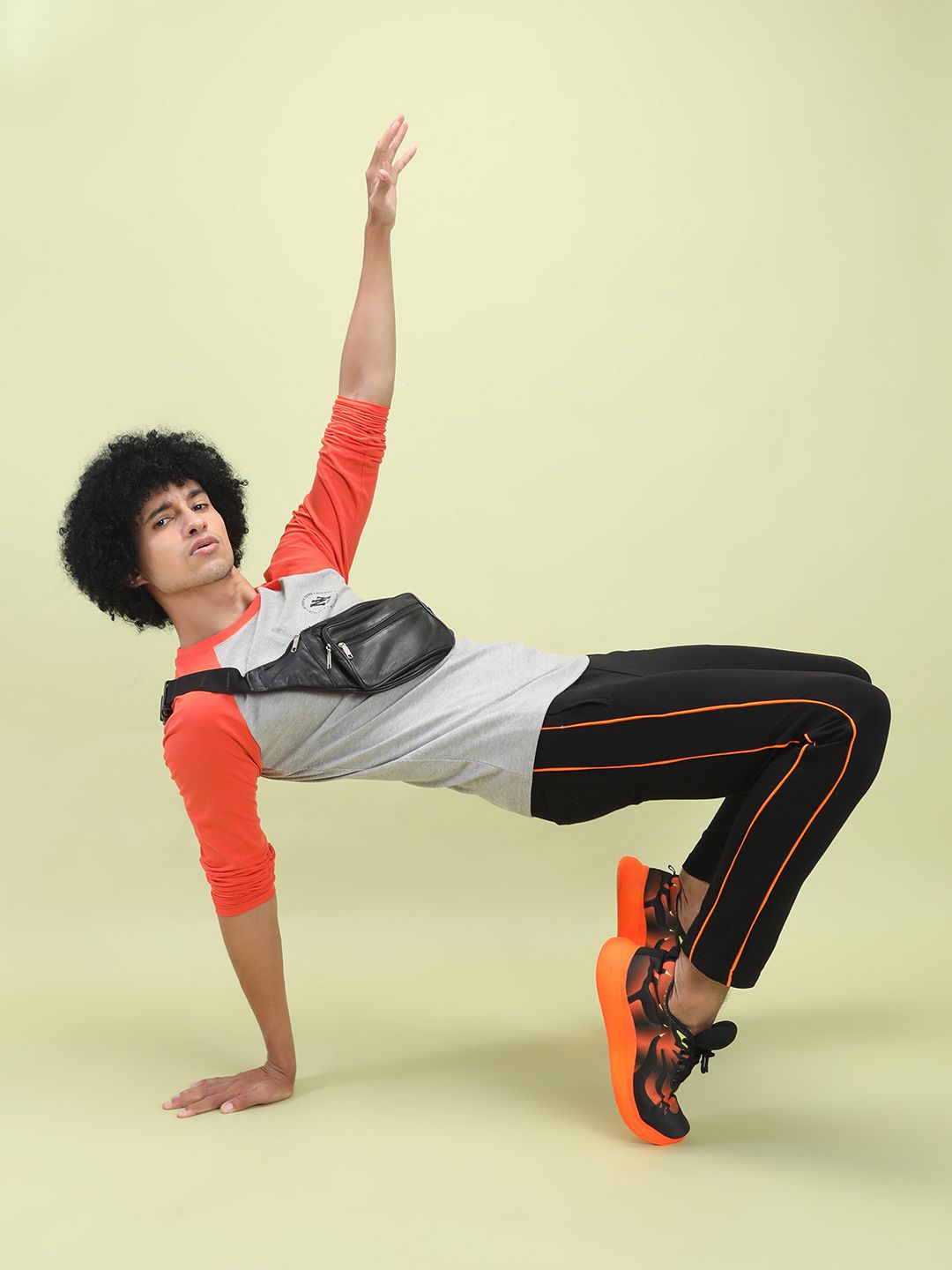 The Indian Garage Co Men Grey Melange  Orange Colourblocked Round Neck Pure Cotton T-shirt