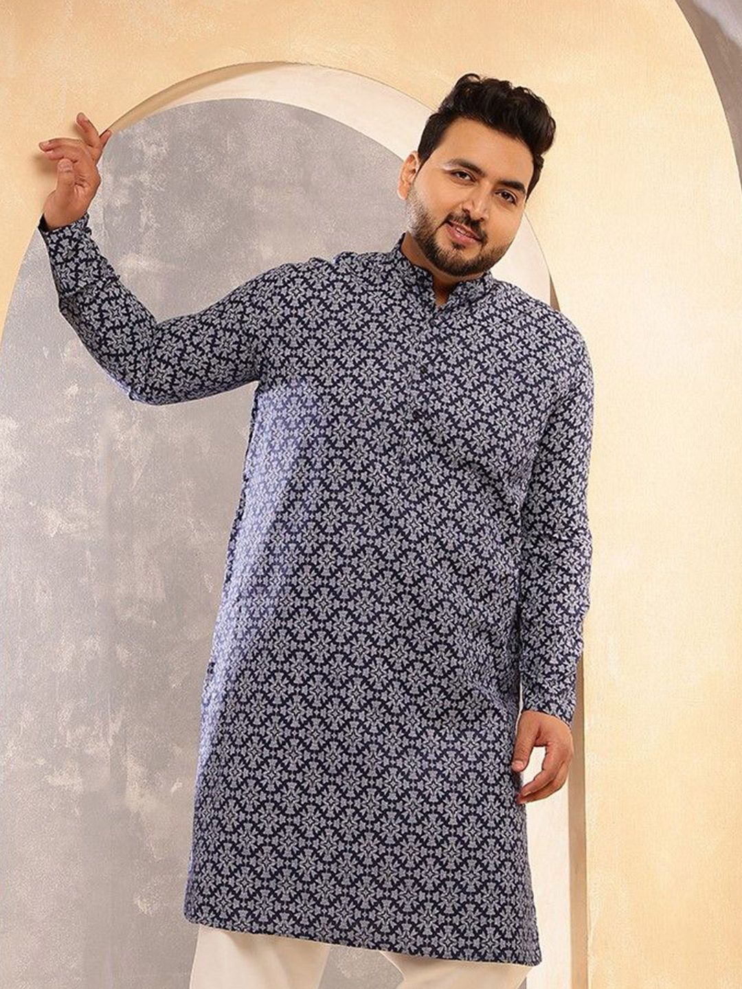 SOJANYA PLUS Floral Printed Mandarin Collar Straight Kurta