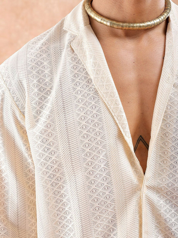 The Indian Garage Co Men Relaxed Fit Solid Warp Knit Lace Resortwear Shirt