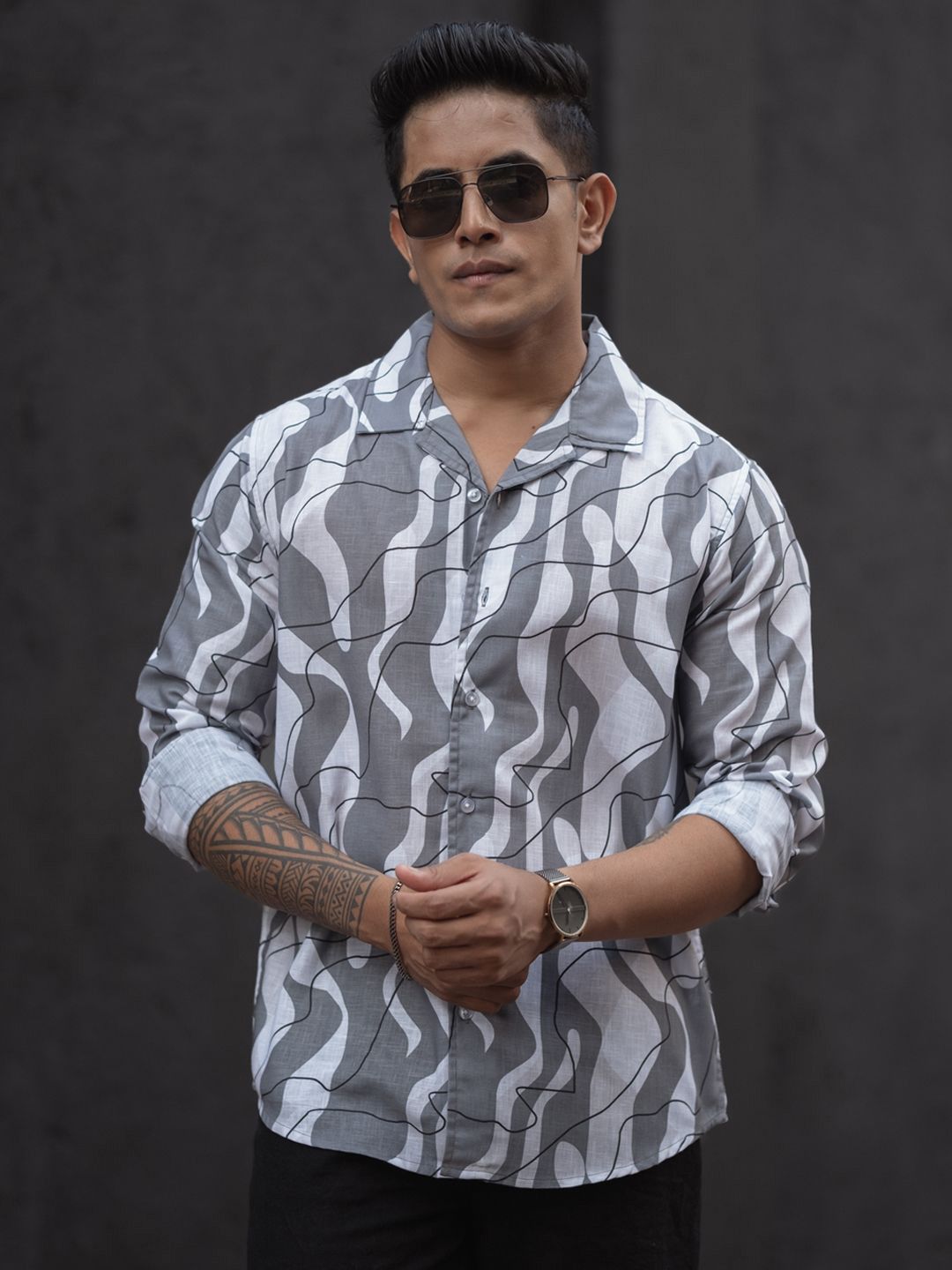 Powerlook Men Spread Collar Abstract Printed Regular Fit Casual Shirt