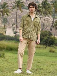Campus Sutra Men Comfort Opaque Casual Shirt