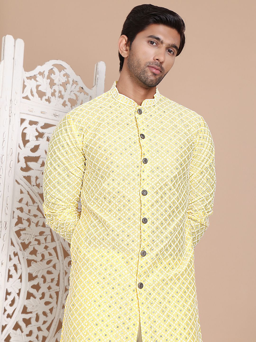 Jompers Men Embroidered Regular Sequinned Kurta with Pyjamas