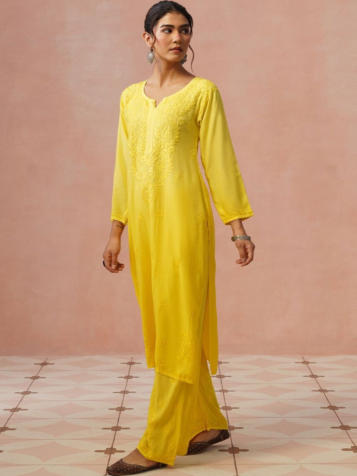 Rumah Chikankari Kurta Chikankari Biasa Wanita dengan Seluar