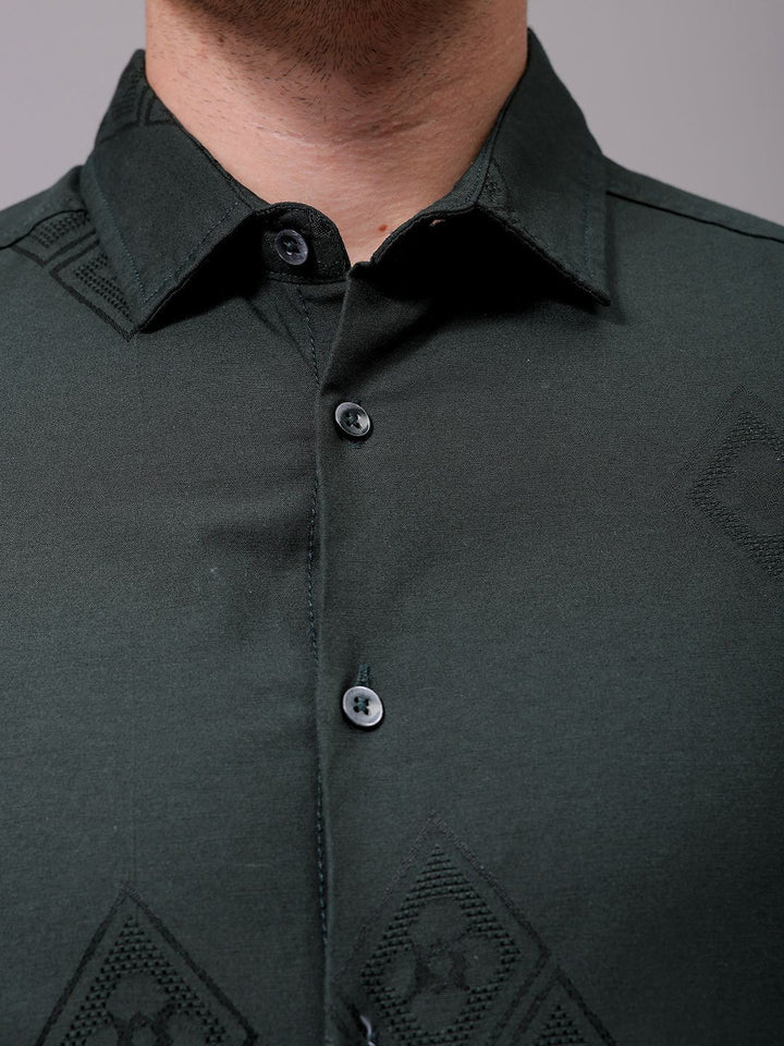 The Indian Garage Co Men Slim Fit Opaque Party Shirt