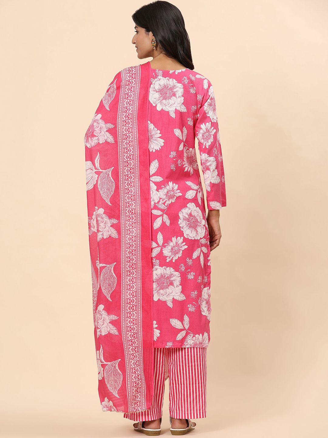Mamicha Women Floral Printed Regular Sequinned Pure Cotton Kurti with Palazzos & With Dupatta