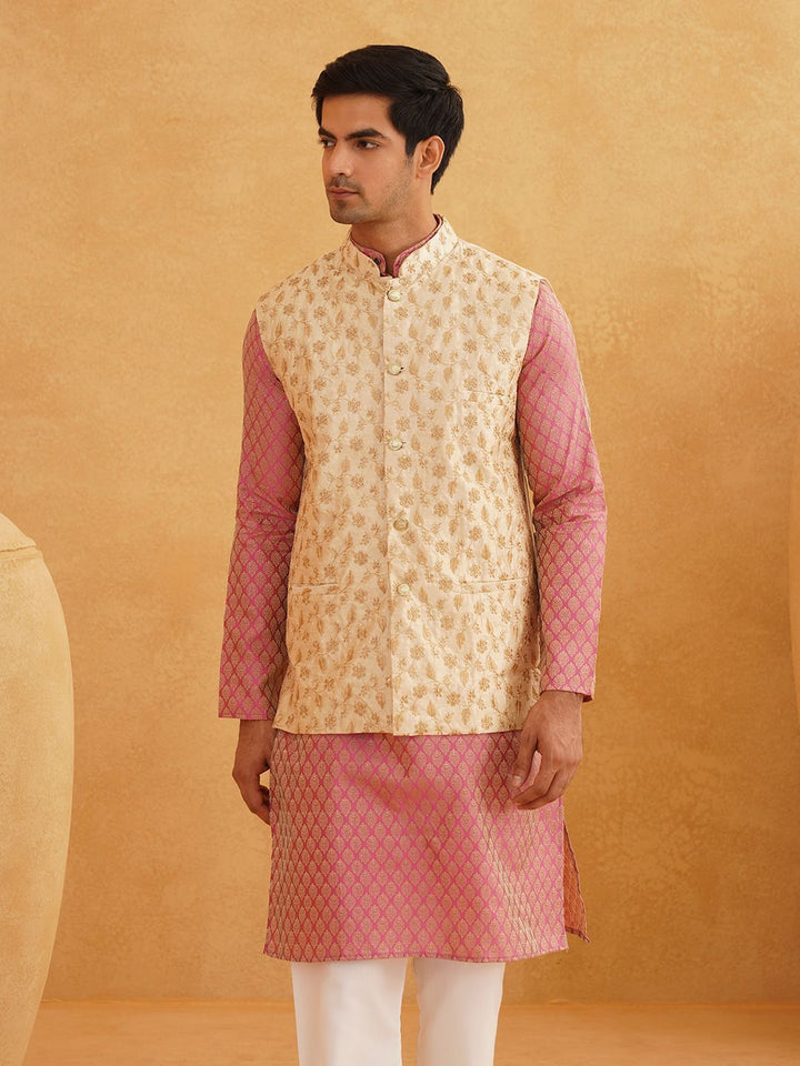 SOJANYA Motif Etnik Reka bentuk tenunan Kolar Kurta Dengan Jaket Churidar Dan Nehru