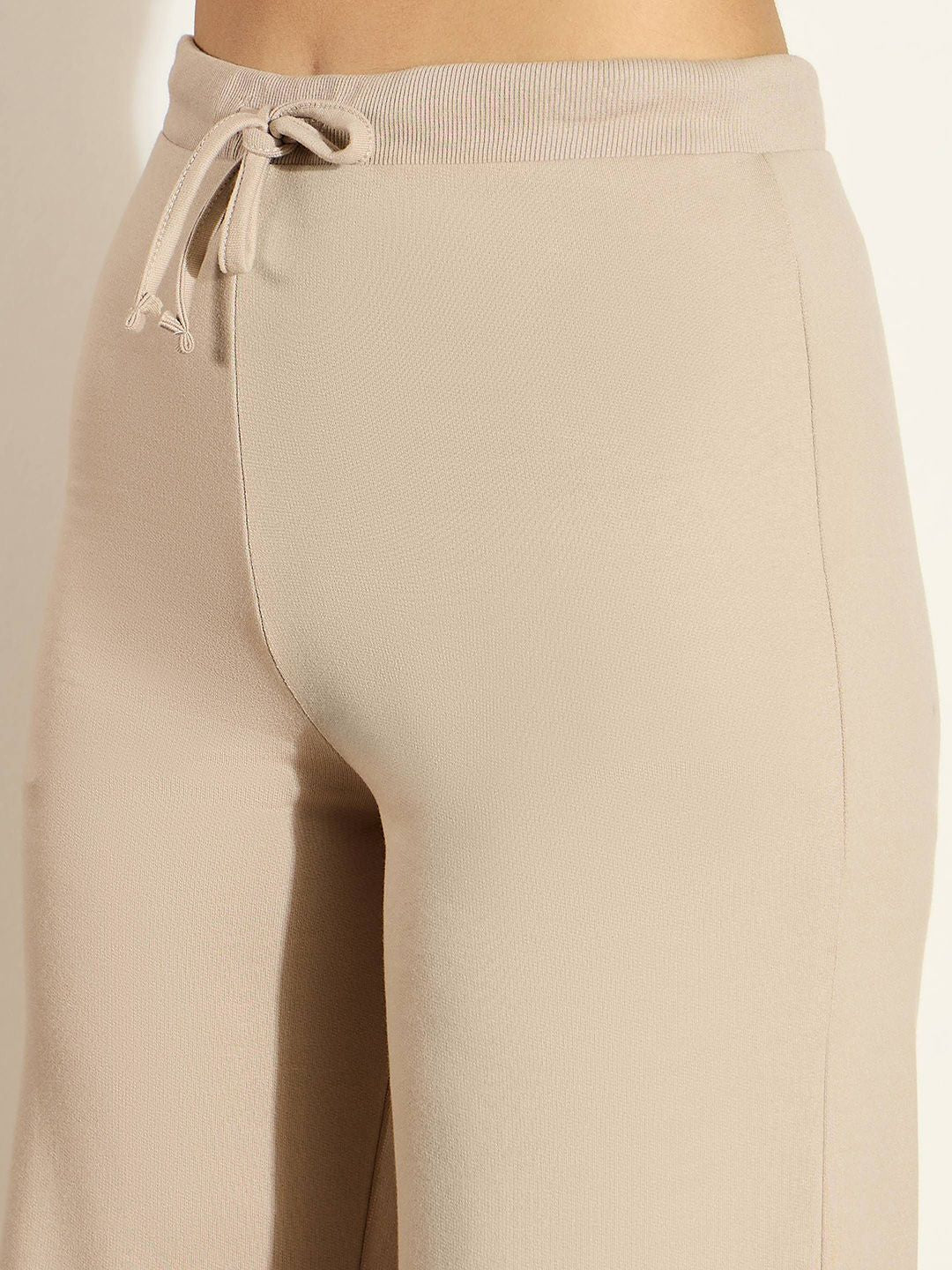 SASSAFRAS Women Mid-Rise Cotton Solid Track Pants