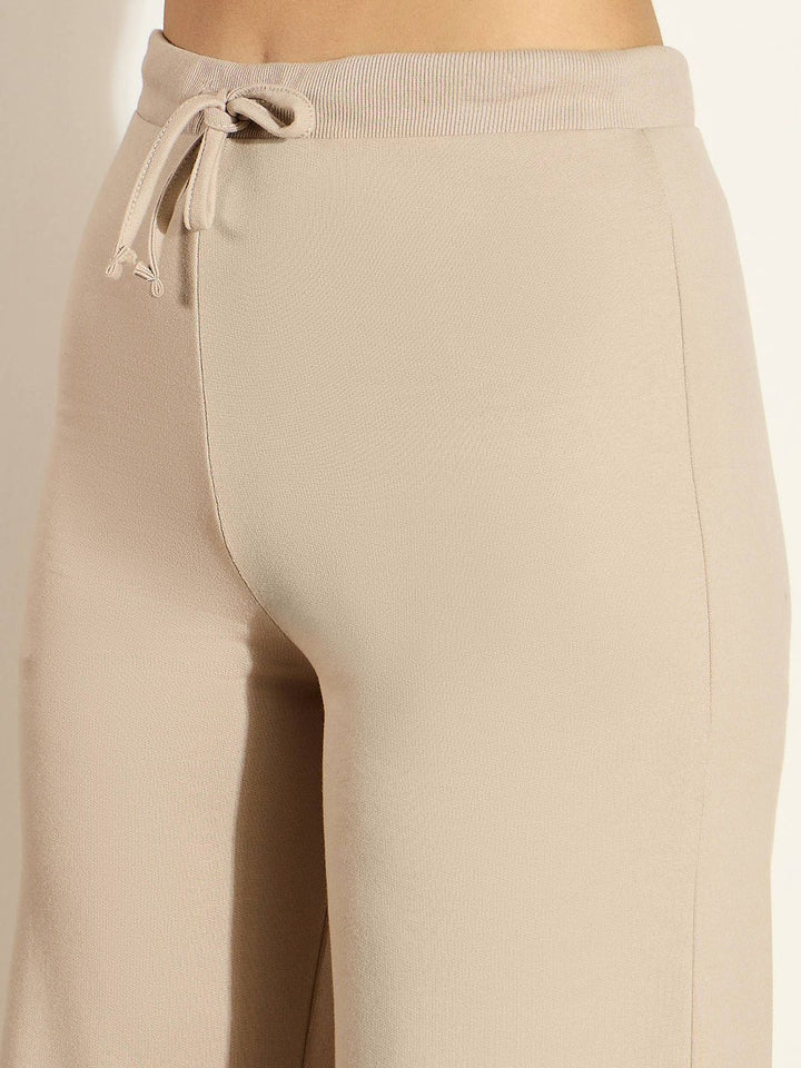 SASSAFRAS Women Mid-Rise Cotton Solid Track Pants
