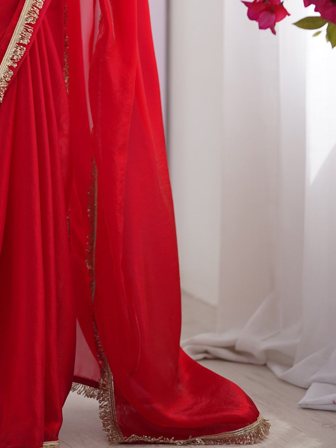 Saree mall Sequinned Embellished Sarees