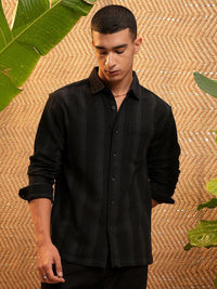 HIGHLANDER Men Spread Collar Vertical Stripes Striped Cotton Relaxed Fit Casual Shirt