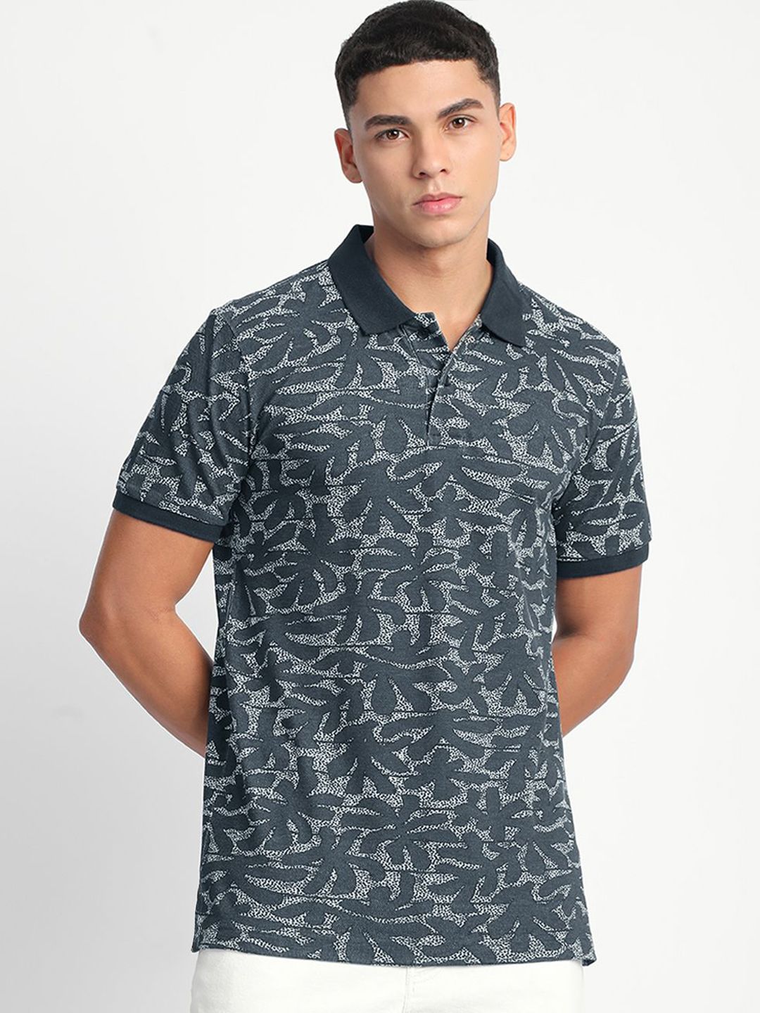 THE BEAR HOUSE Men Abstract Printed Slim Fit Cotton Polo T-shirt