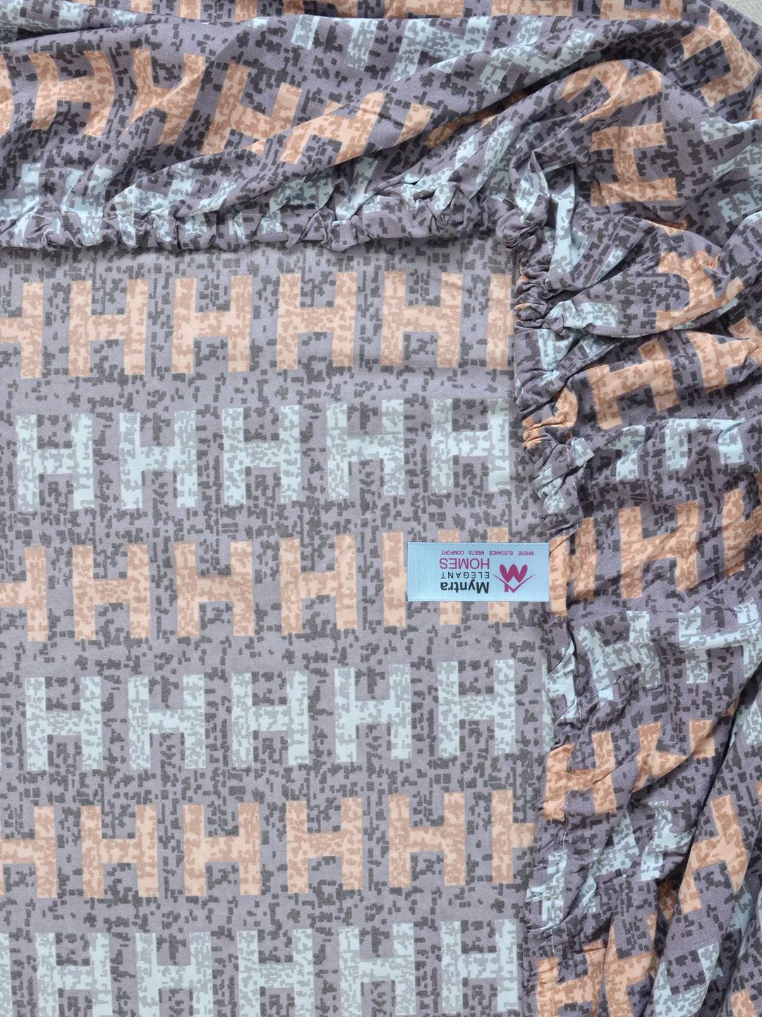 Myntra Elegant Homes Ungu Bercetak Geometrik Dilengkapi 400 TC Cadar King & 2 Sarung Bantal