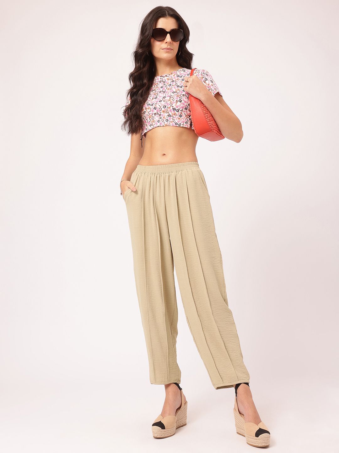 DressBerry Women Chic Charisma Pleated Trousers