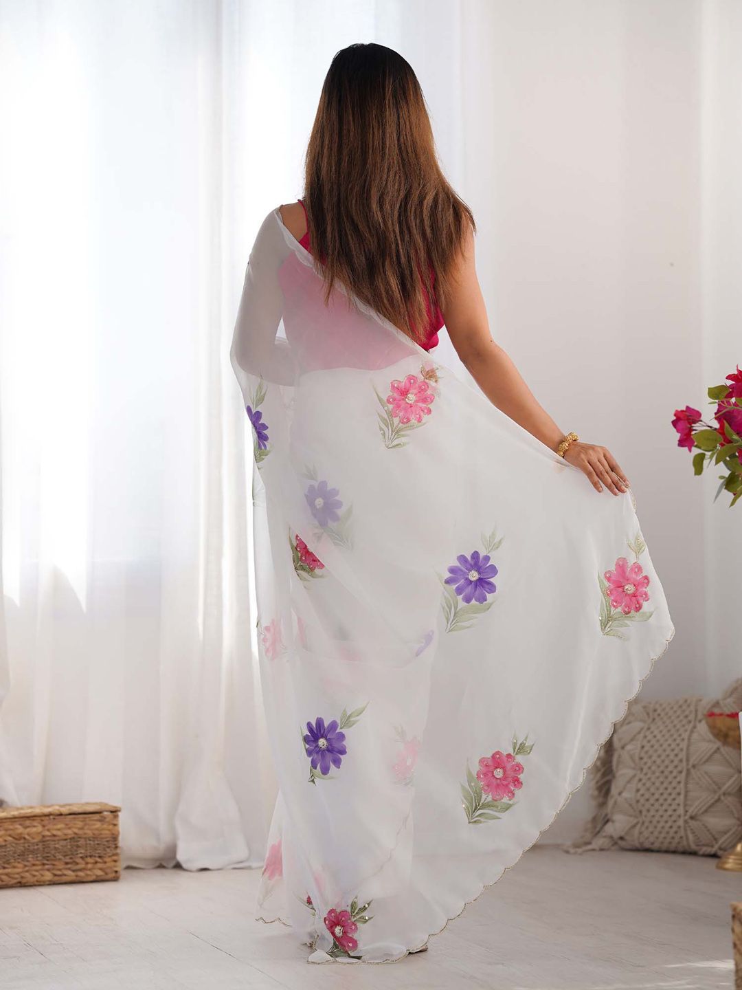 Saree mall Floral Organza Sarees