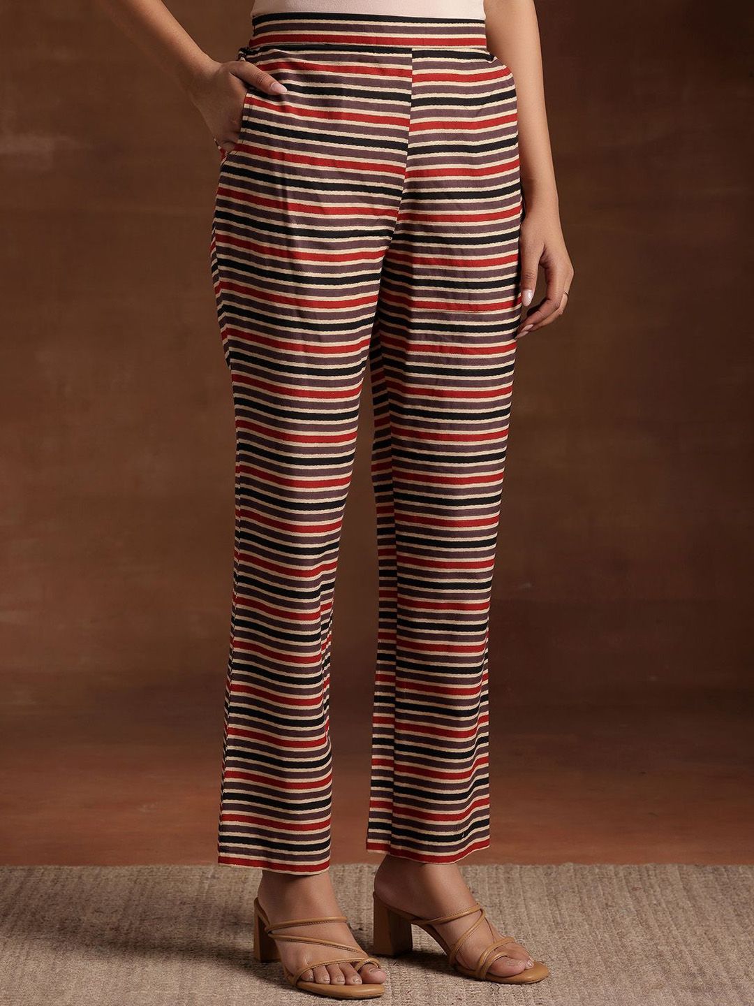Libas Ethnic Motifs Printed Gotta Patti Pure Cotton Kurta with Trousers & Dupatta