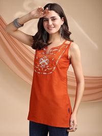 Kalini Motif Etnik Dihiasi Kurti Silk Kapas Kalini