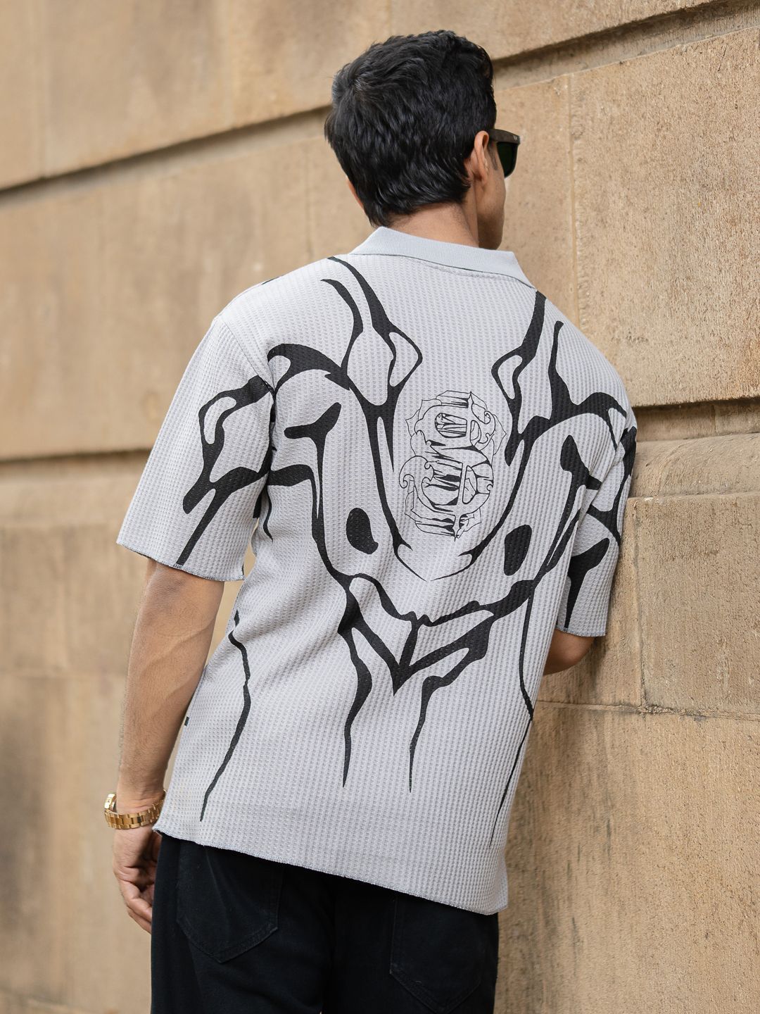 Powerlook Abstract Printed Polo Collar Drop-Shoulder Sleeves T-shirt