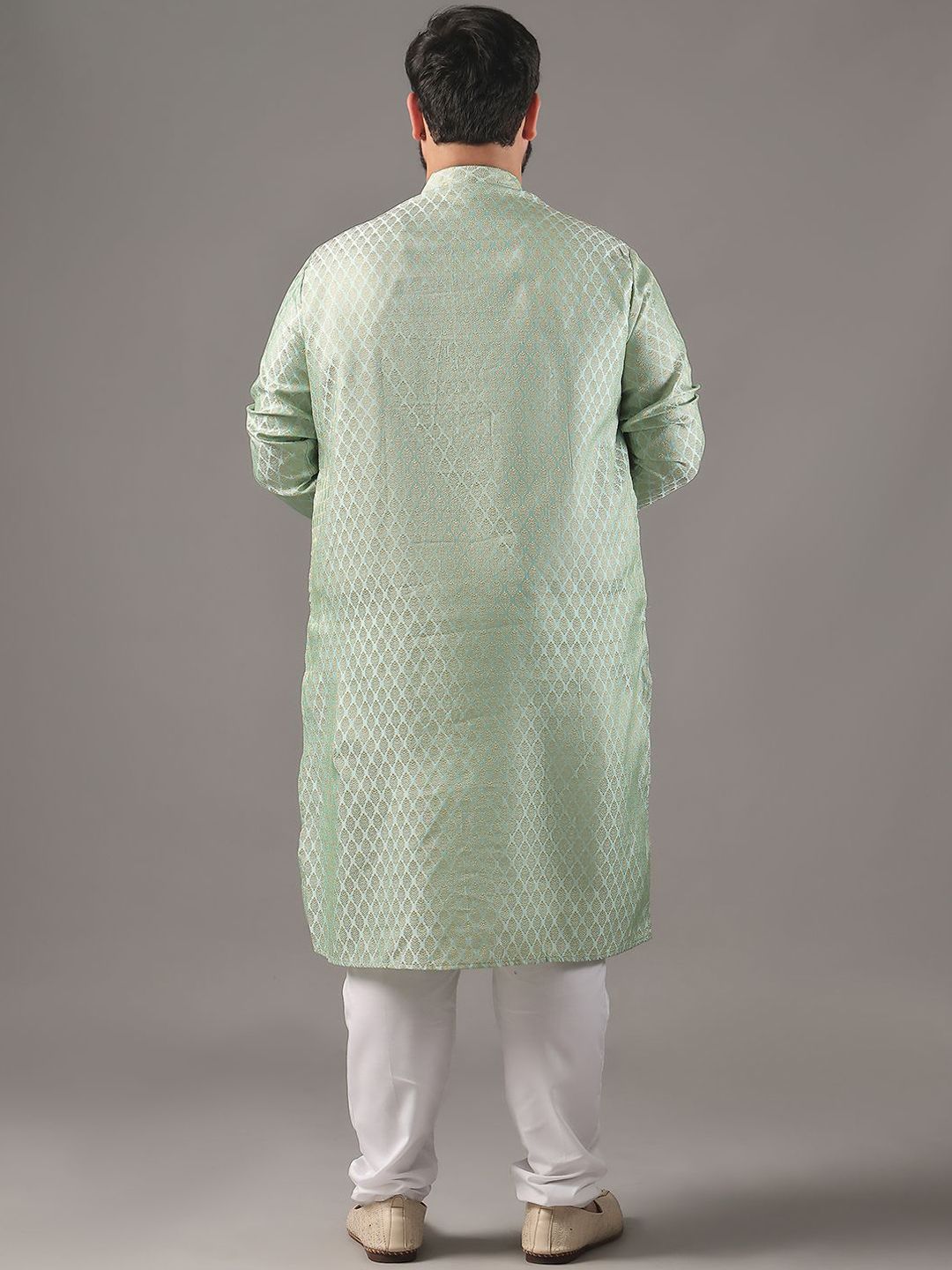 SOJANYA PLUS Plus Size Men Ethnic Motifs Woven Design Straight Kurta With Pyjamas