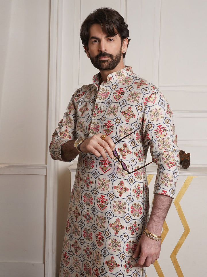 SOJANYA Ethnic Motifs Printed Mandarin Collar Kurta With Pyjamas
