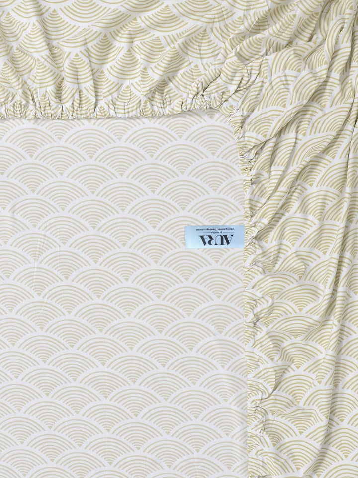 Aura Beige Geometric Printed 300 TC Set Cadar Double King 2.50 m x 2.25 m
