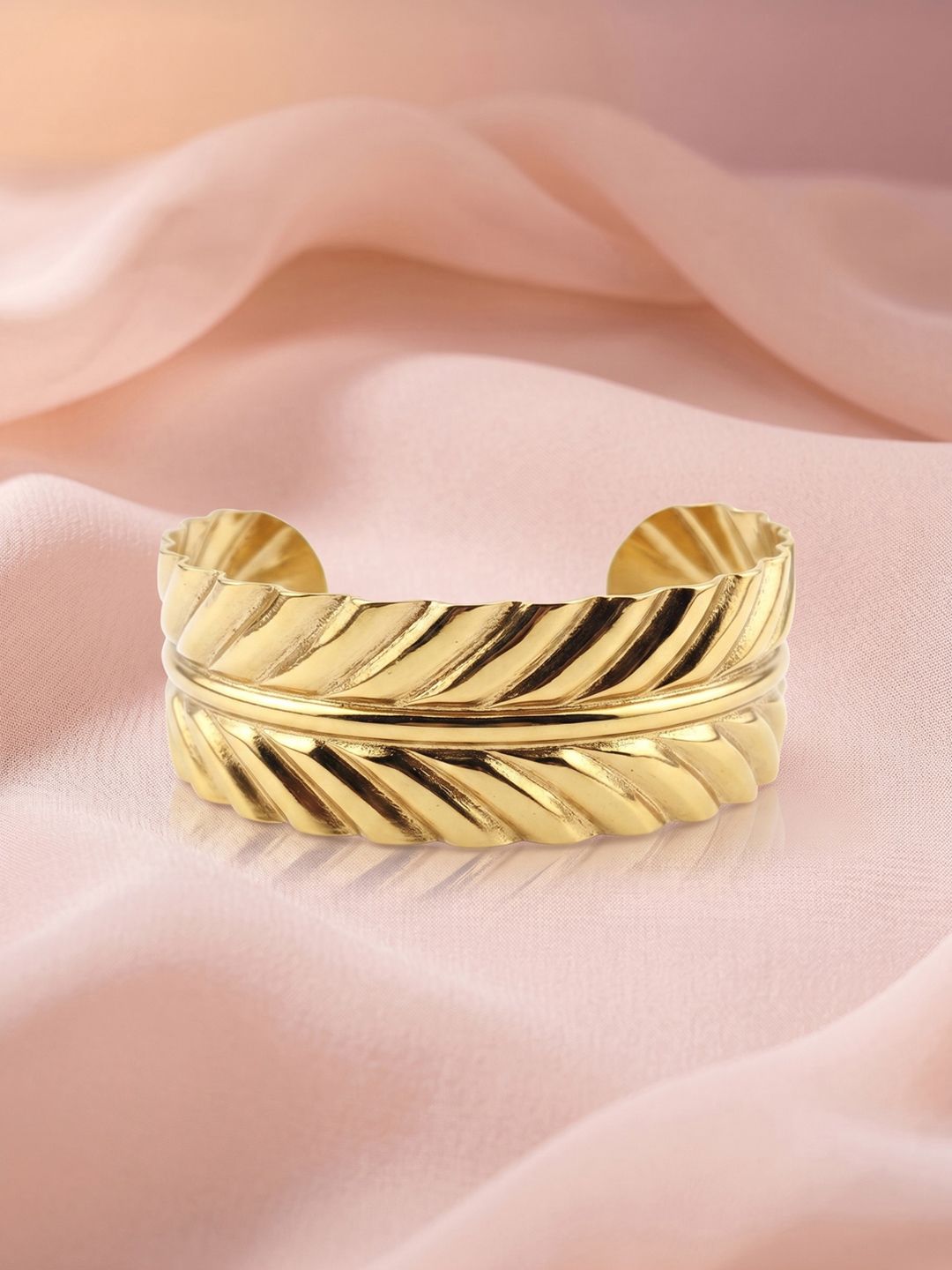 VOGUE PANASH Women Brass Gold-Plated Cuff Bracelet