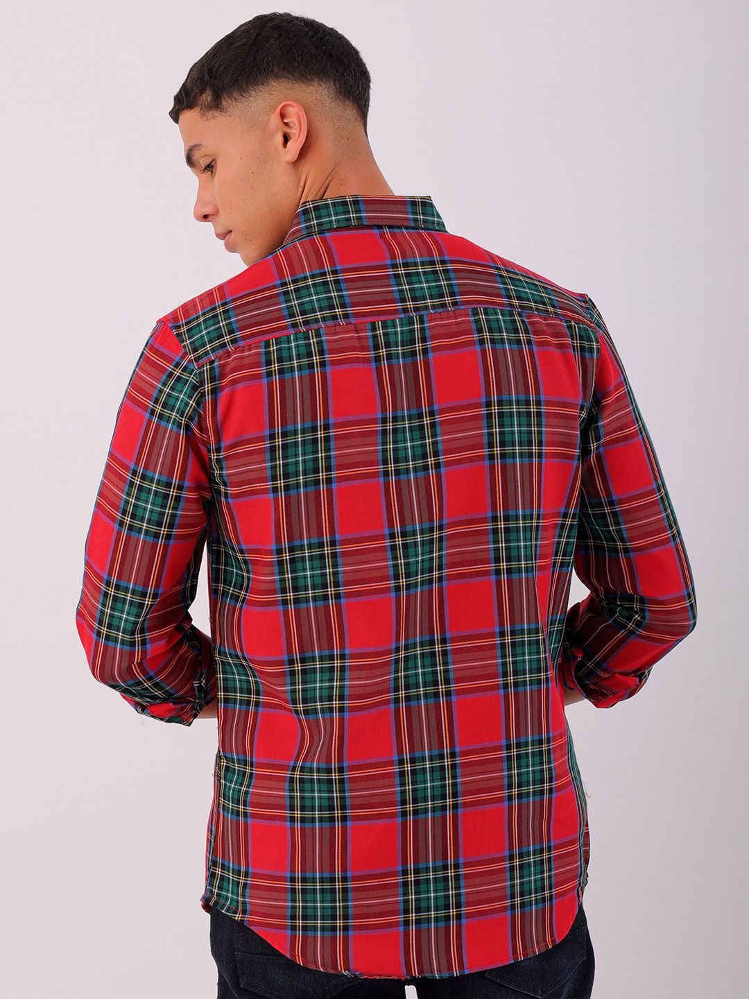The Indian Garage Co Men Cutaway Collar Checked Cotton Slim Fit Casual Shirt