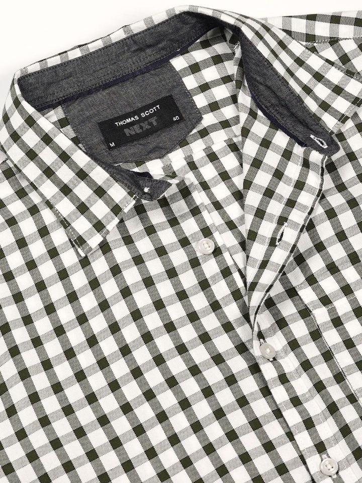 Thomas Scott Men Smart Spread Collar Micro Checked Cotton Slim Fit Casual Shirt