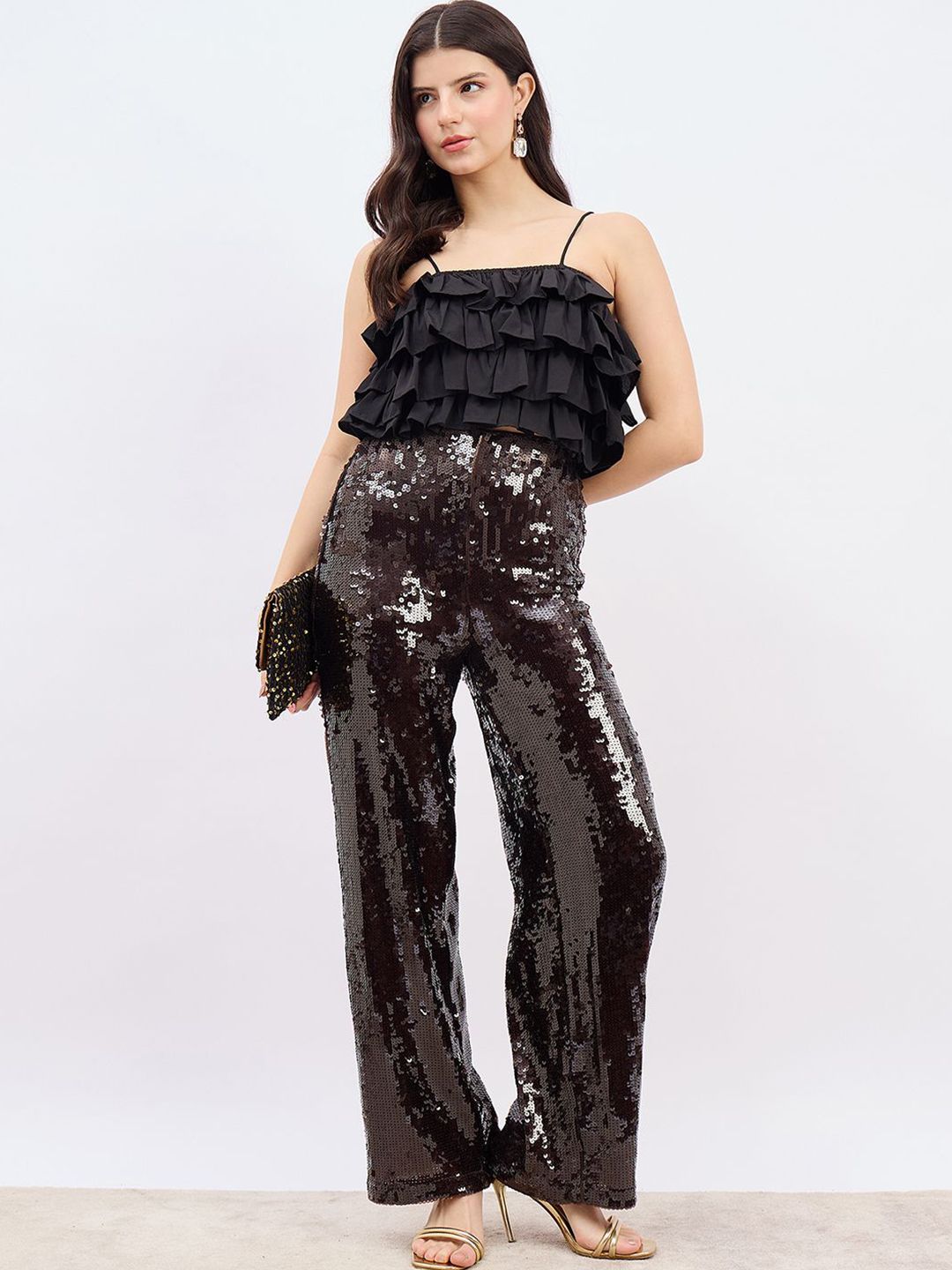 Berrylush Women Ruffles Fitted Crop Top