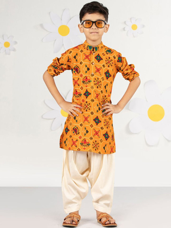 VASTRAMAY Boys Geometric Printed Kurta with Patiala