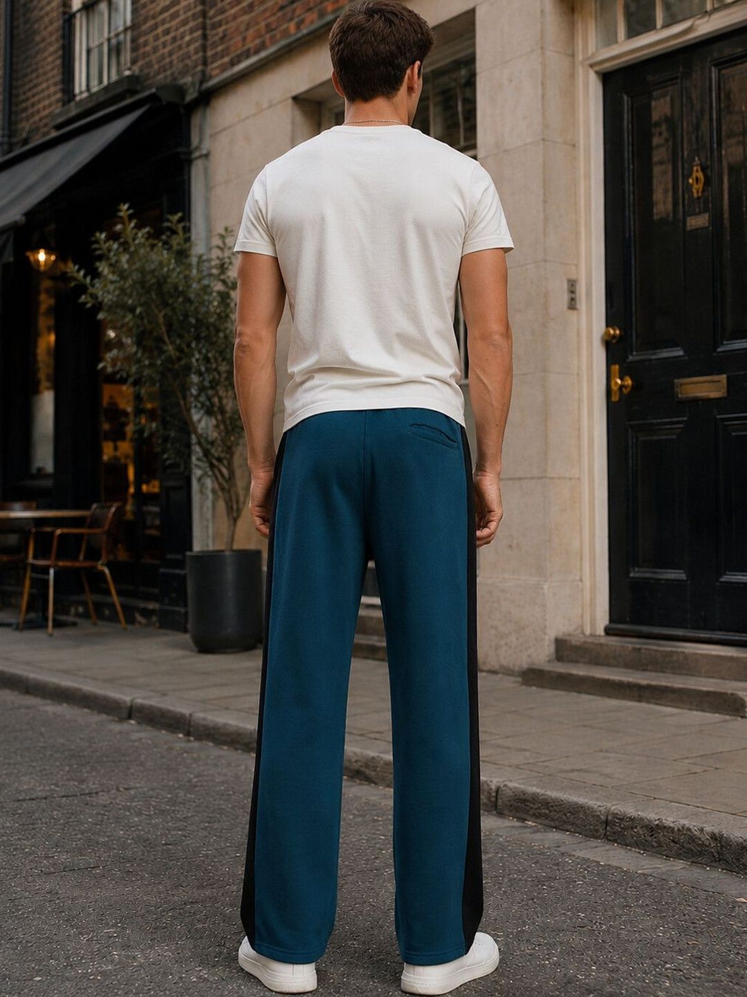 Eszett High-Rise Relaxed Fit Joggers