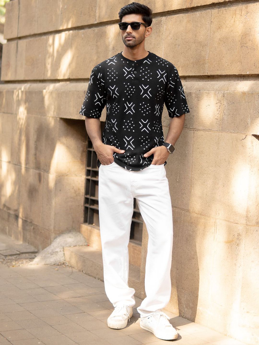 T-Shirt Henley Lelaki Powerlook Lelaki Hitam Berstruktur Hitam